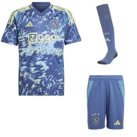 ajax uittenue